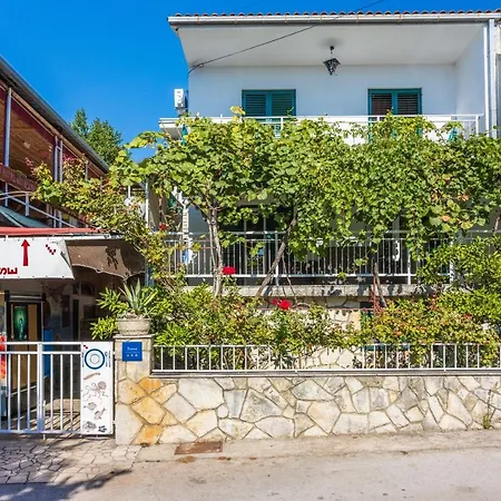 With Parking Space Selce, Crikvenica - 19455 * Selce