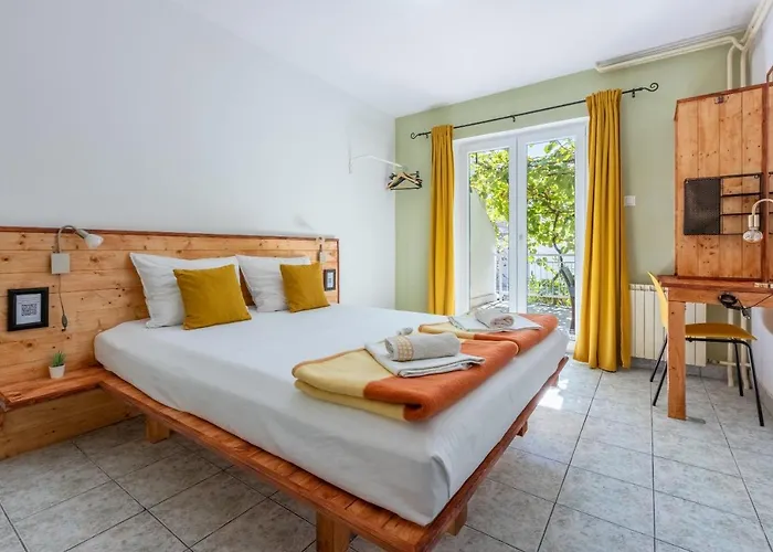 Appartamento With Parking Space Selce, Crikvenica - 19455 *